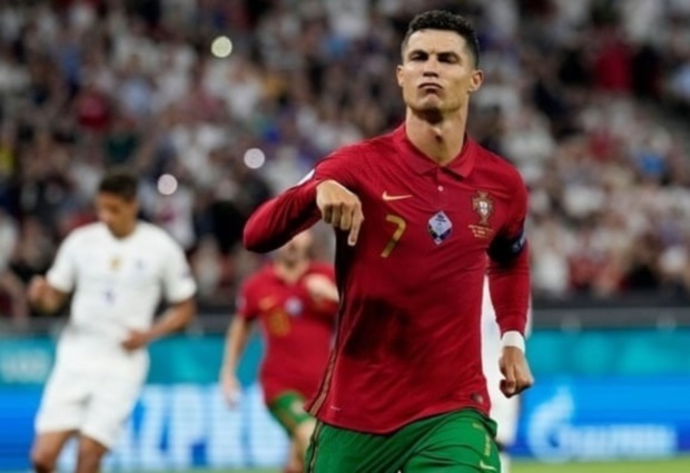 Portugal 2 -2 France: Ronaldo’s penalties take Portugal through after thrilling draw with France