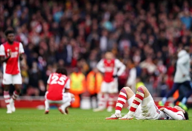 Arsenal 1-2  Manchester City: Rodri’s injury-time strike gives City win as 10-man Arsenal blame VAR