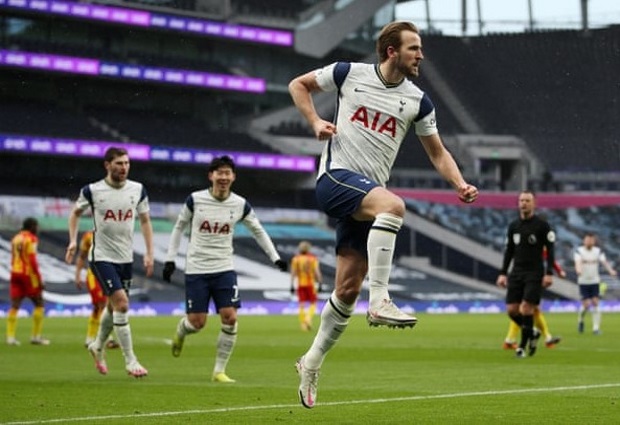 Harry Kane returns to spark Tottenham victory against West Brom
