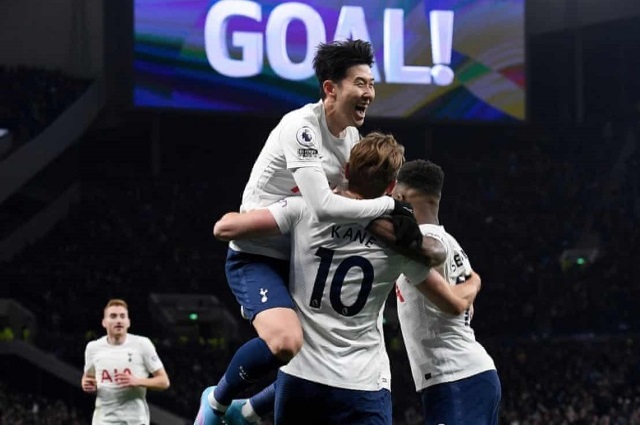 Tottenham 5-0 Everton: Harry Kane leads Tottenham thrashing of Frank Lampard’s inept Everton