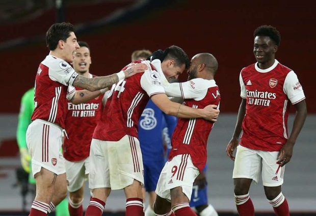 Arsenal 3-1 Chelsea: Jorginho penalty miss helps Arteta clinch vital win