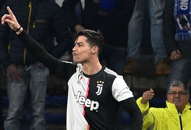 Sampdoria 1 -2 Juventus: Ronaldo and Dybala send champions top as Buffon and Sarri reach landmarks