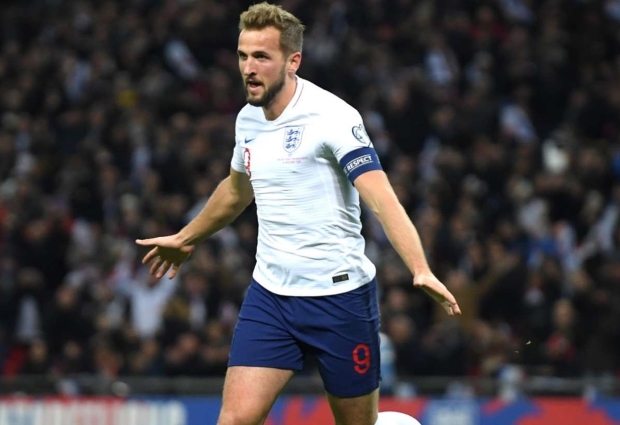 England 7 -0 Montenegro: Qualification sealed with Kane treble in 1000th game