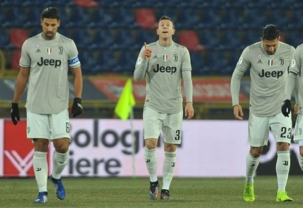 Bologna 0 -2 Juventus: Federico Bernardeschi put Juve into the Coppa quarter-finals