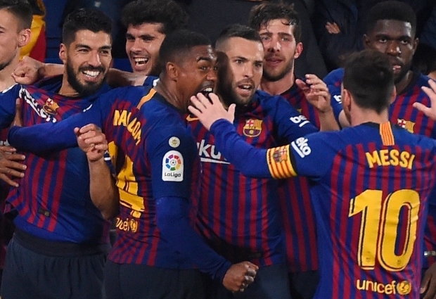 Villarreal 4 -4 Barcelona: Messi and Suarez stun hosts to secure late comeback