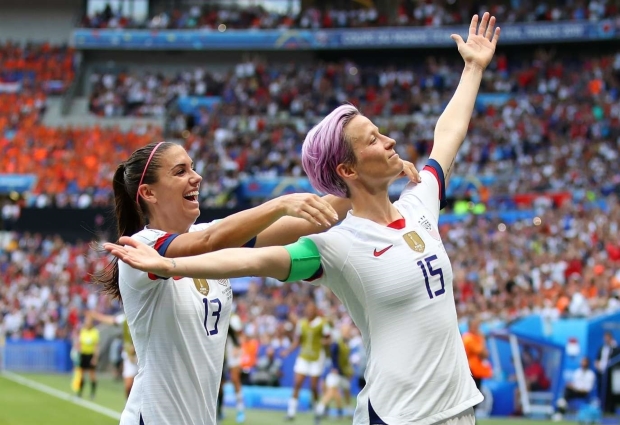 USA 2 -0 Netherlands: Rapinoe scores from the spot as champions defend their title