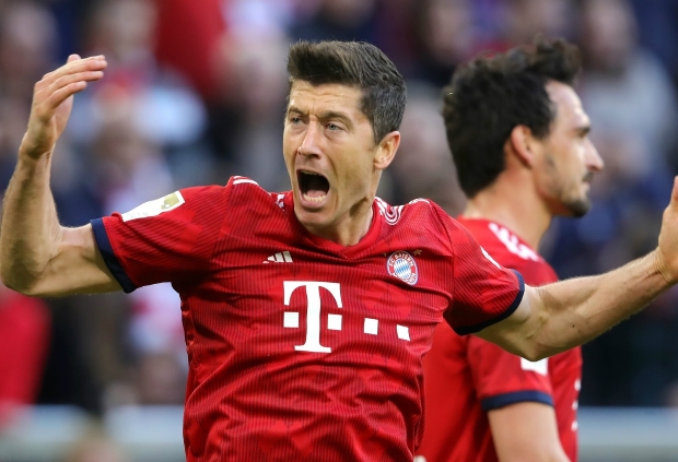 Bayern Munich 5 -0 Borussia Dortmund: Robert Lewandowski double leads Der Klassiker demolition
