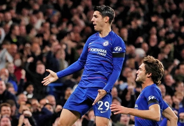 Chelsea 3 -1 Crystal Palace: Morata double maintains momentum