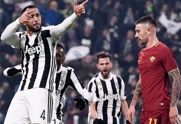 Juventus 1 -0 Roma: Medhi Benatia strike ensures reigning champions keep the pressure on Napoli