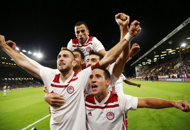 Burnley 1 -1 Olympiacos (2-4 agg): Clarets rue missed chances as Europa League dream ends