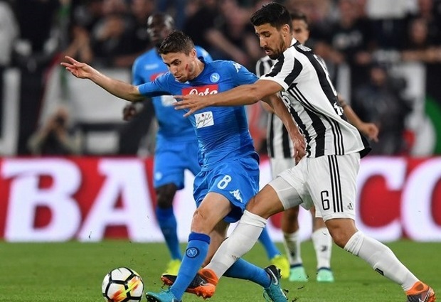 Juventus 0 -1 Napoli: Partenopei close the gap thanks to Koulibaly