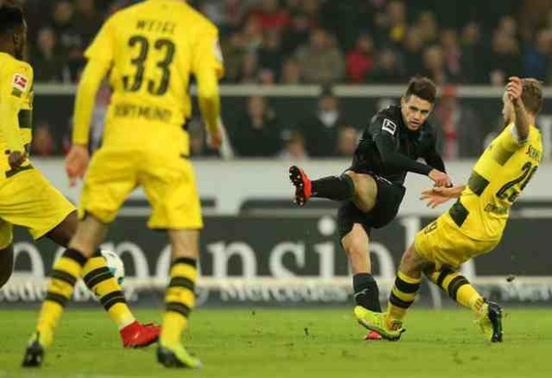 Stuttgart 2 -1 Dortmund: Pierre-Emerick Aubameyang’s absence felt as Chadrac Akolo and Josip Brekalo seal Bundesliga shock