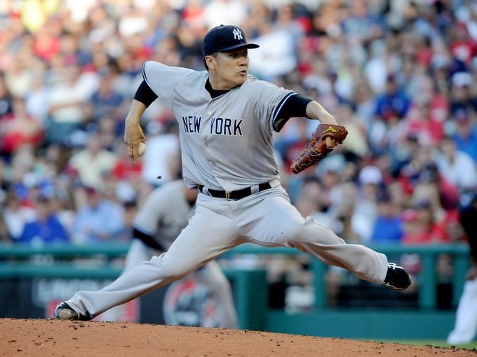 MLB: Brandon McCarthy flashes 'top-of-the-rotation stuff' in first Yankees win
